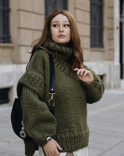 AVA | TURTLE ROLLED NECK SWEATER