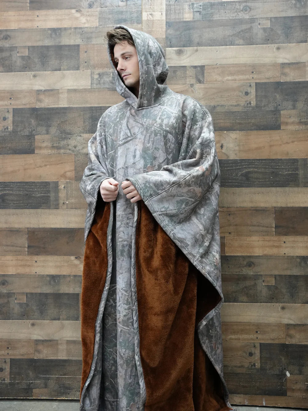 LYRA | CLOAK HOODIE